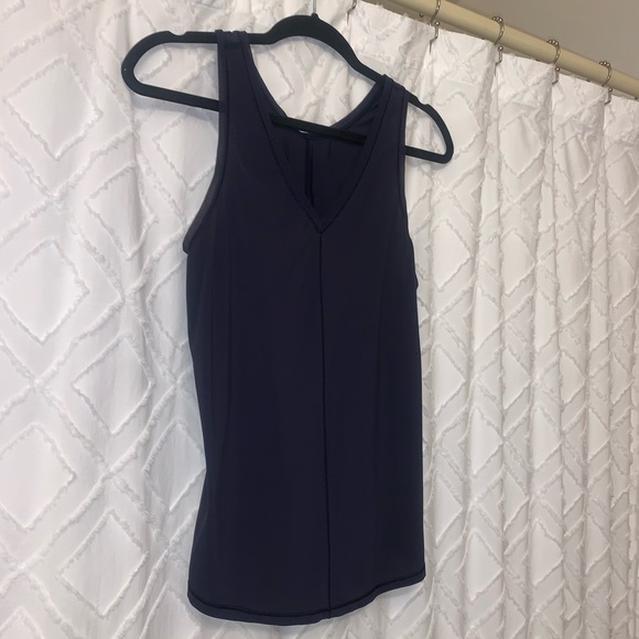 Lululemon Women’s Tank Top- Tie Knot Back, Navy Blue, Size 4 - Picture 4 of 11
